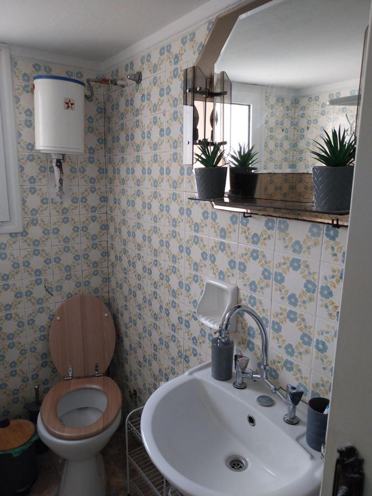 Cozy & Bright Home 50M From Subway -Agios Antonios Athene Buitenkant foto